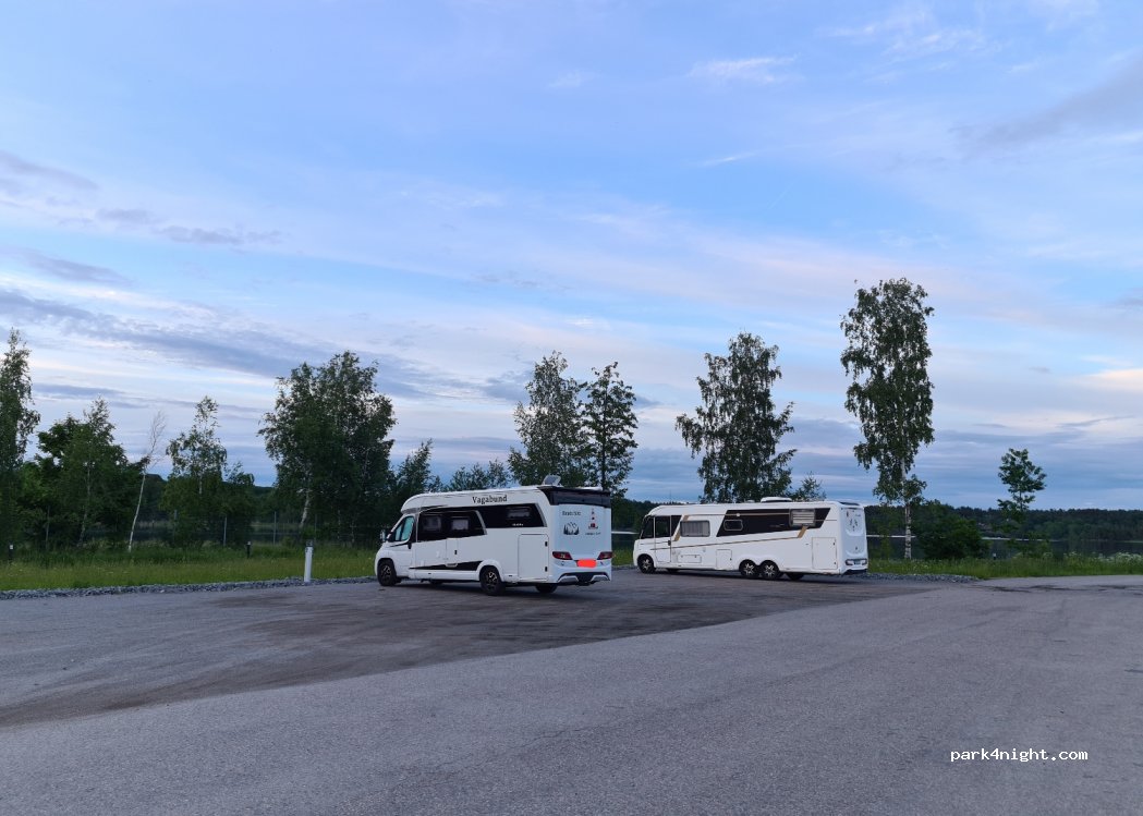 (649 30) Sparreholm - 5 Landsvägsgatan — foto