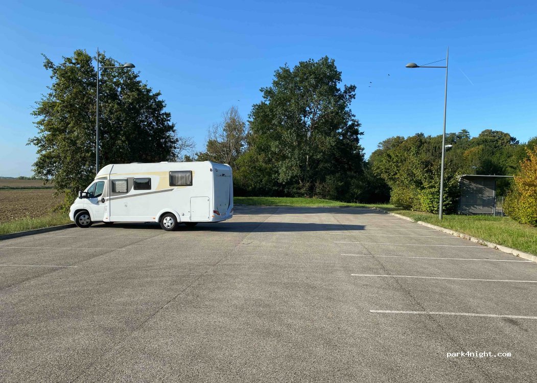 (01390) Mionnay - 119-383 Chemin de la Forêt — foto 3