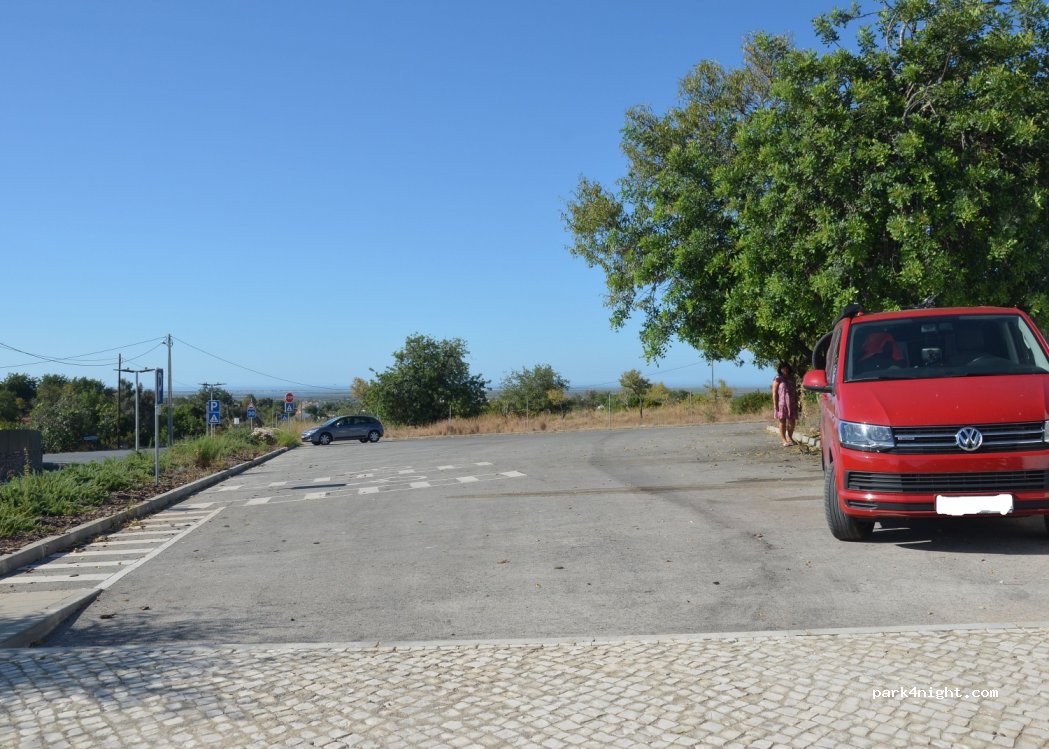 (8700) Olhão - Rua Francisco Guerreiro — foto 2