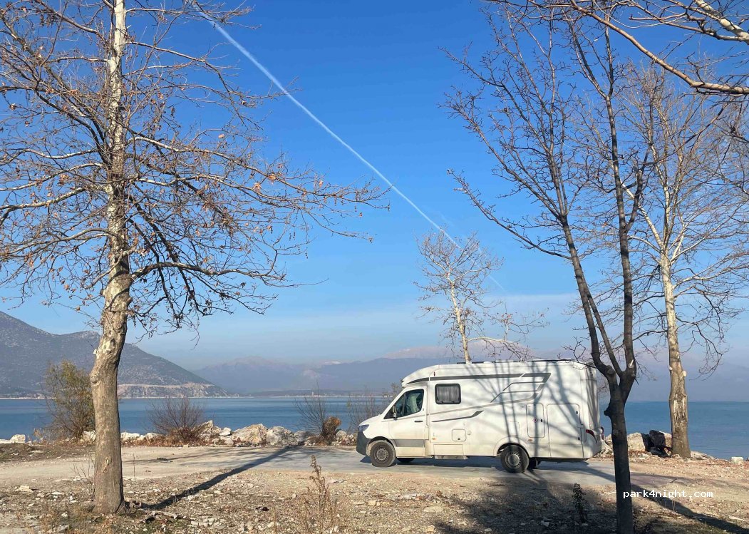 (32500) Isparta - Unnamed road — foto