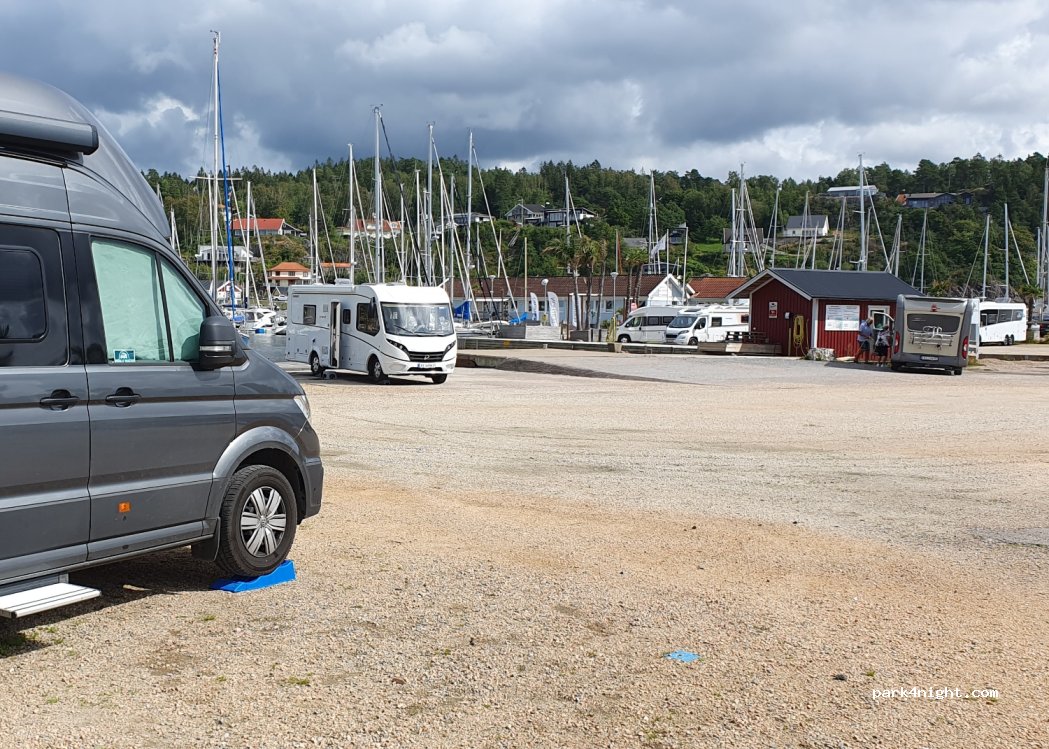 Henåns Ställplats — foto 4