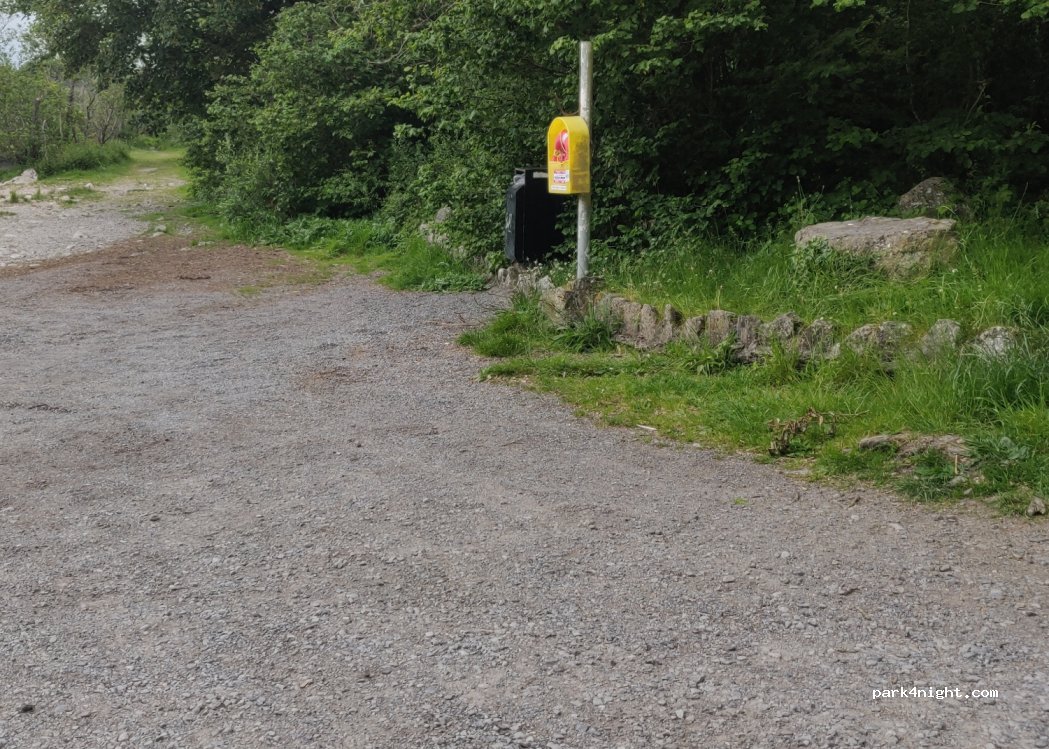 (N37 R2D7) Wineport - — foto
