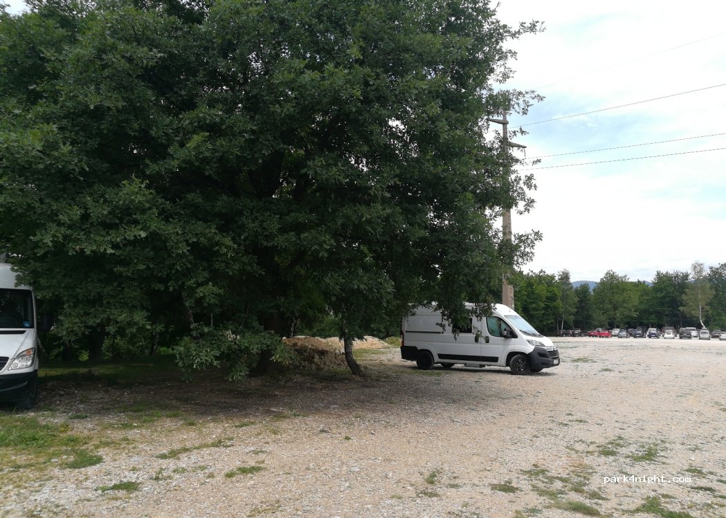 (X5W6+254) Visoko - Unnamed Road — foto