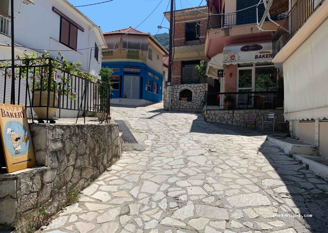 (310 80) Karya - Unnamed Road — foto 2