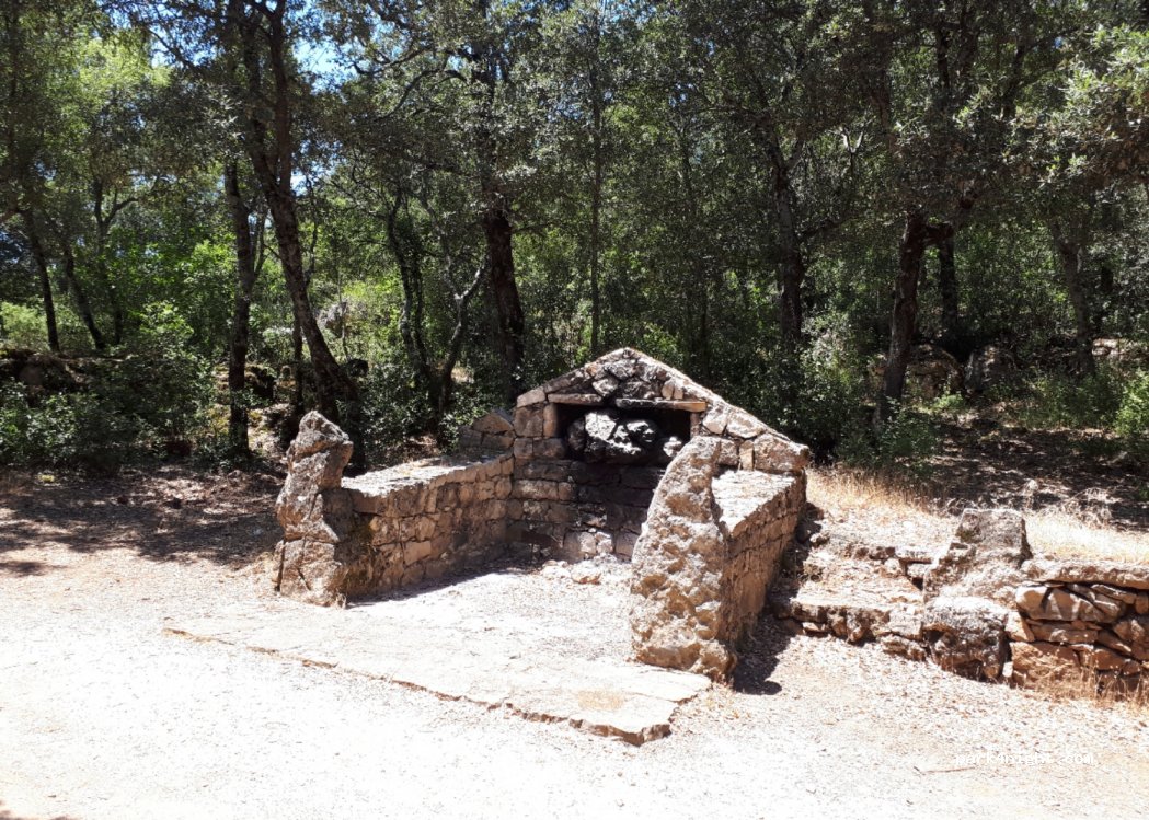 (08040) Osini - Unnamed Road — foto 2