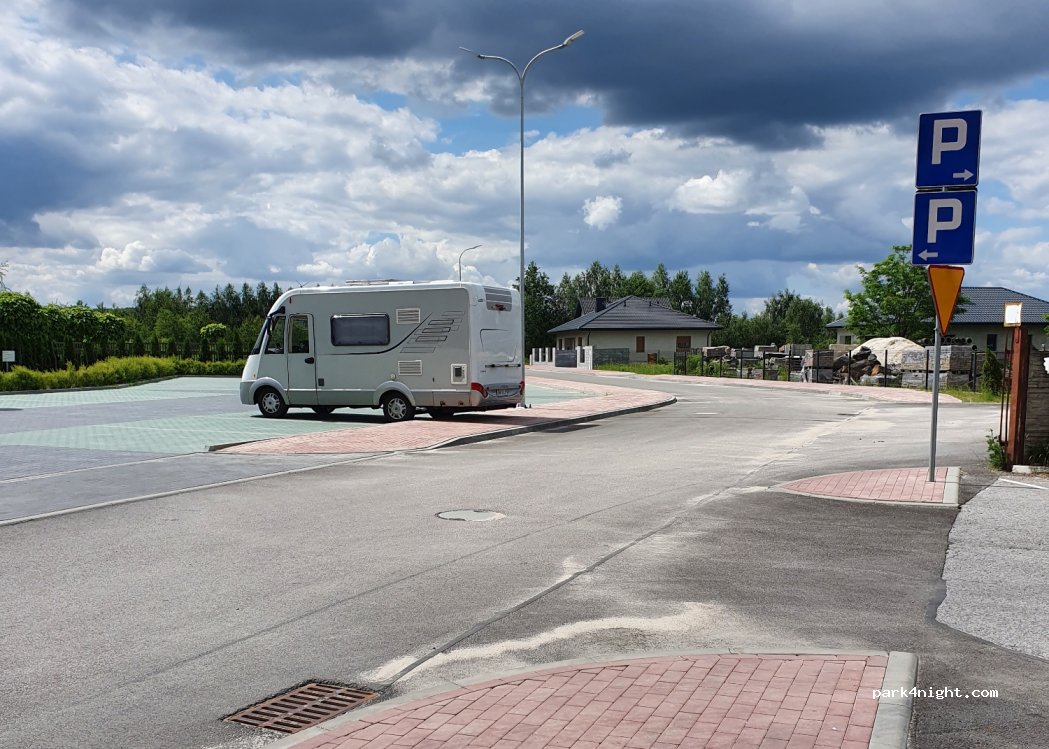 (97-360) Kamieńsk - 52 Wieluńska — foto