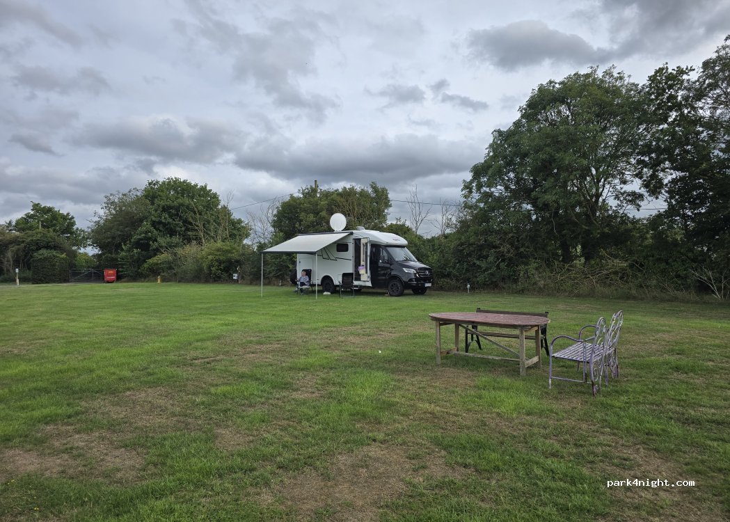 FLEMINGS FARM CARAVAN & MOTORHOME CAMPSITE — foto 5