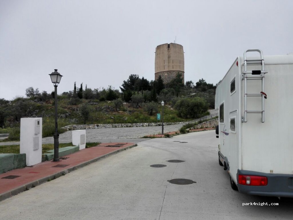 (29410) Yunquera - Calle Castillo — foto