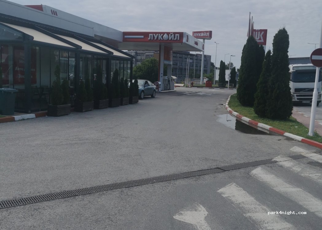 (7000) Bitola - b.b Vladimir Nazor — foto 3