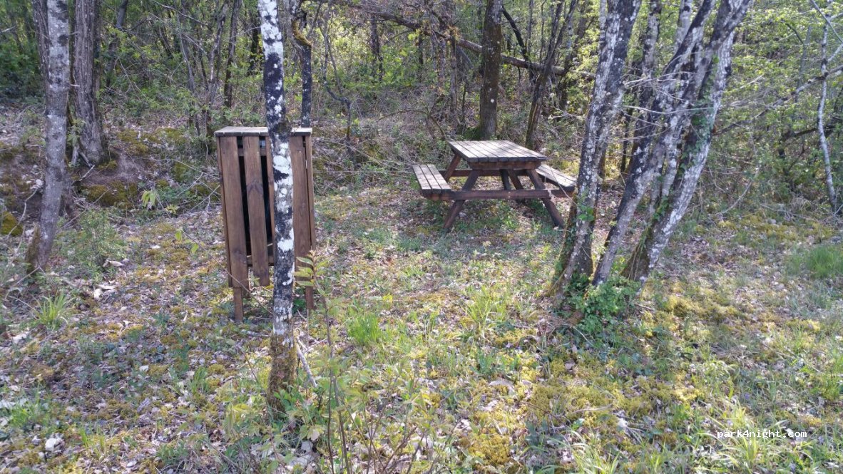 (37350) Ferrière-Larçon - Unnamed Road — foto 2