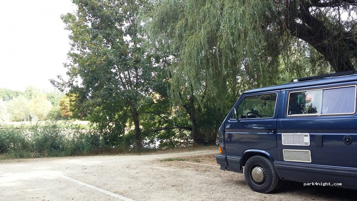 (86160) Gençay - 22 Route de Confolens — foto