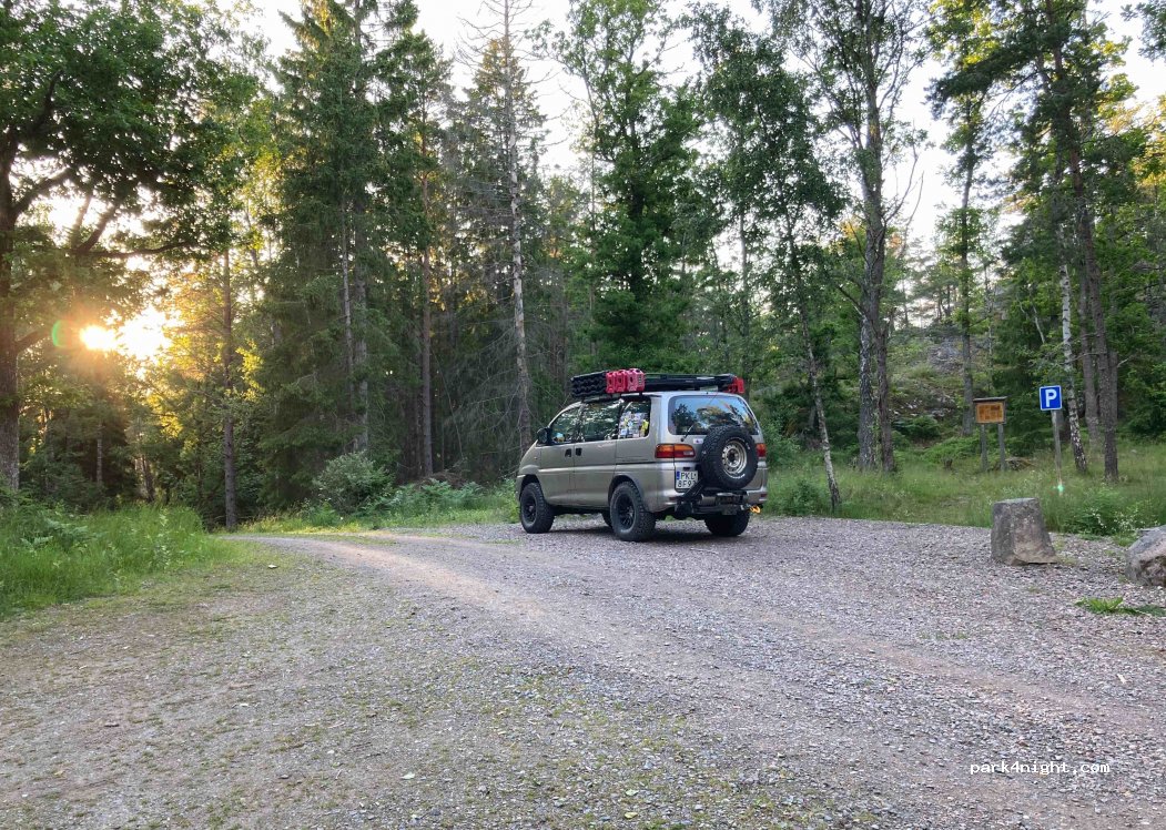 (153 92) Södertälje - Unnamed Road — foto