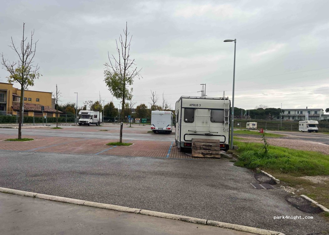 Parcheggio Ccils Onlus — foto 2