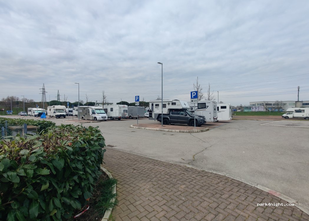 Parcheggio Ccils Onlus — foto 3
