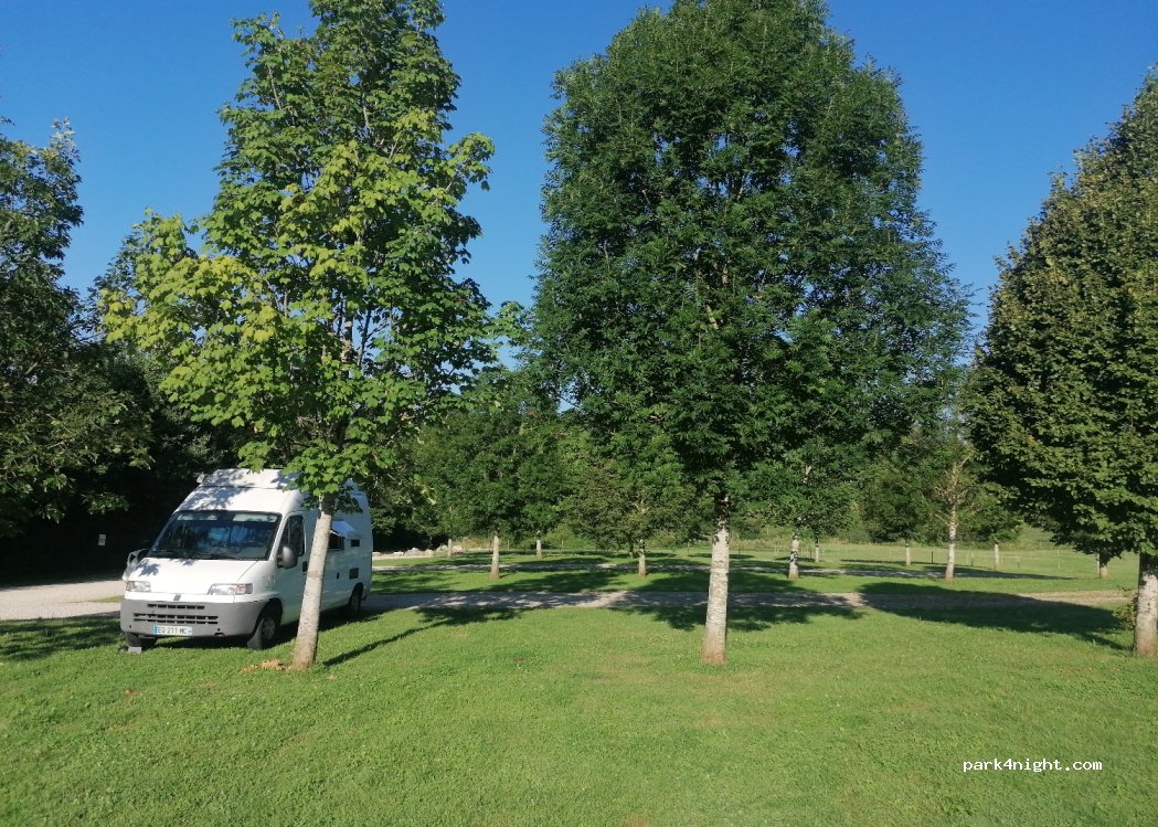 (25620) Charbonnières-les-Sapins - Les Tilles — foto 3