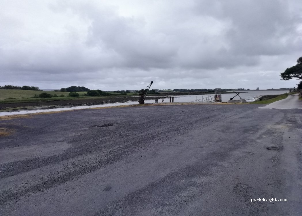(V31) Salleen Pier - Unnamed Road — foto 2