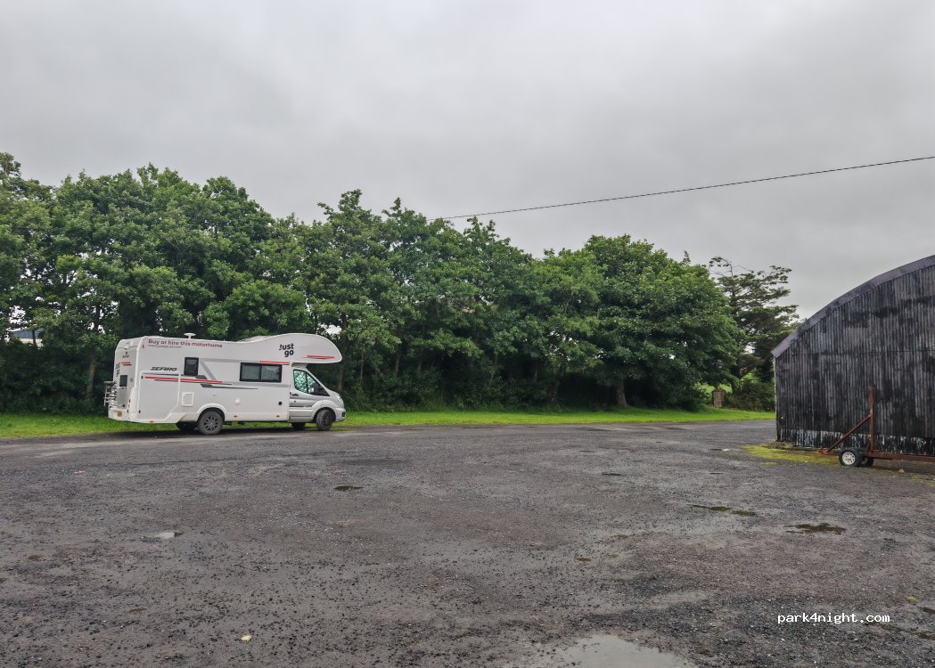 (V31) Salleen Pier - Unnamed Road — foto 5