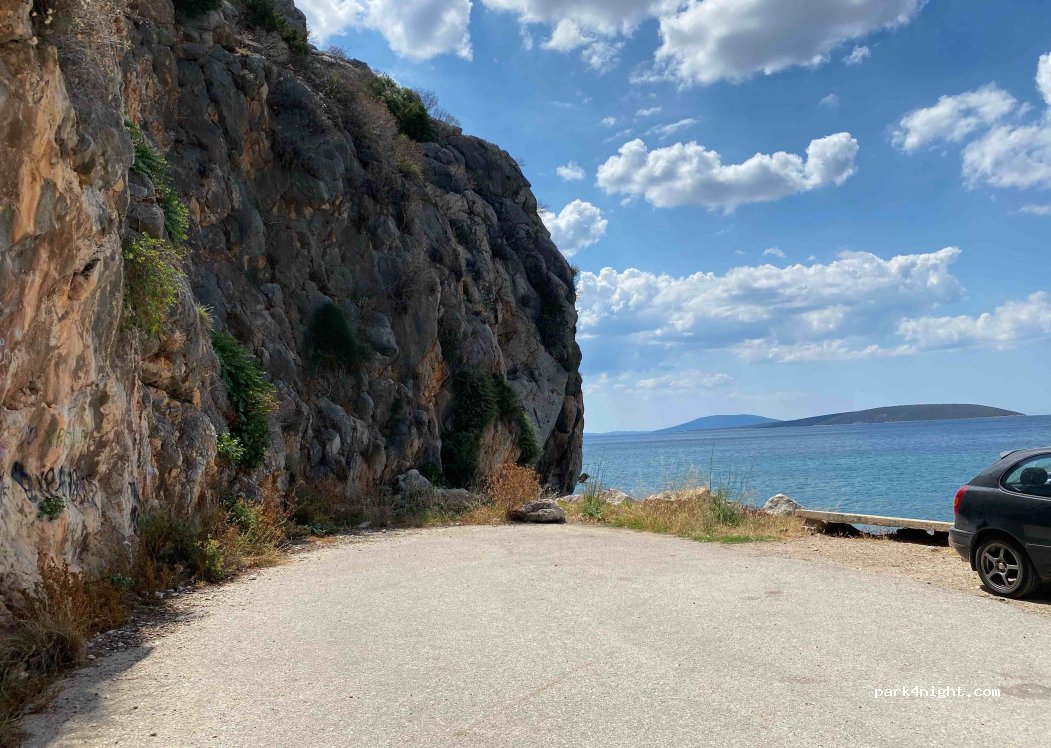 (210 60) Drepano - Unnamed Road — foto
