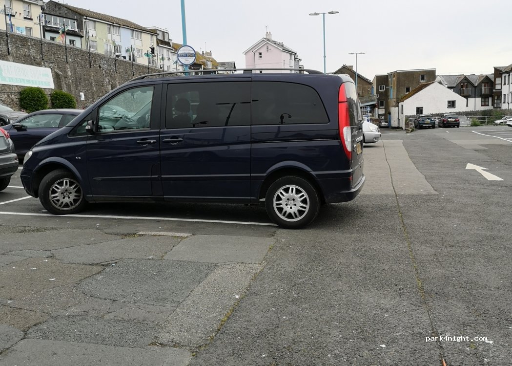 (TQ5 8EA) Brixham - 38 Fore Street — foto