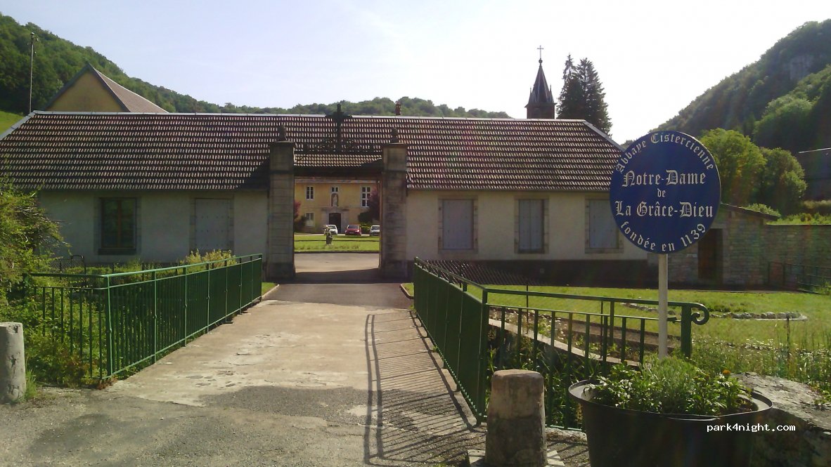 (25530) Chaux-lès-Passavant - D120 — foto