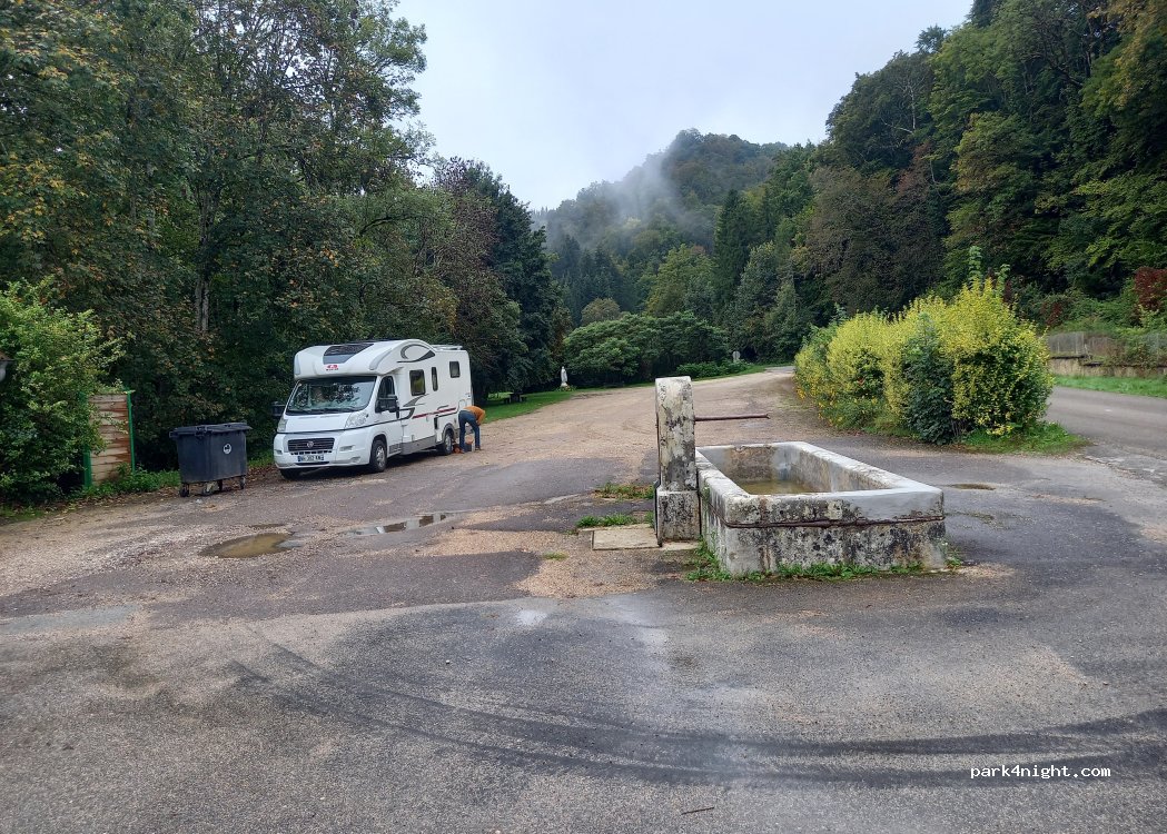 (25530) Chaux-lès-Passavant - D120 — foto 3