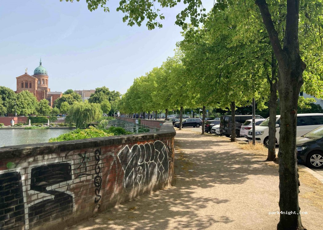 (10999) Berlin - 13 Leuschnerdamm — foto 2