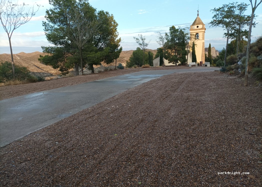 (50172) Alfajarín - 6 Calle de Rafael Alberti — foto 3