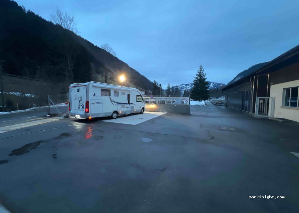 (3792) Saanen - 7 Dorfrüttistrasse — foto 3