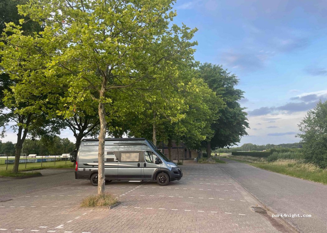 (5524 AA) Knegsel - 24 Knegselseweg — foto