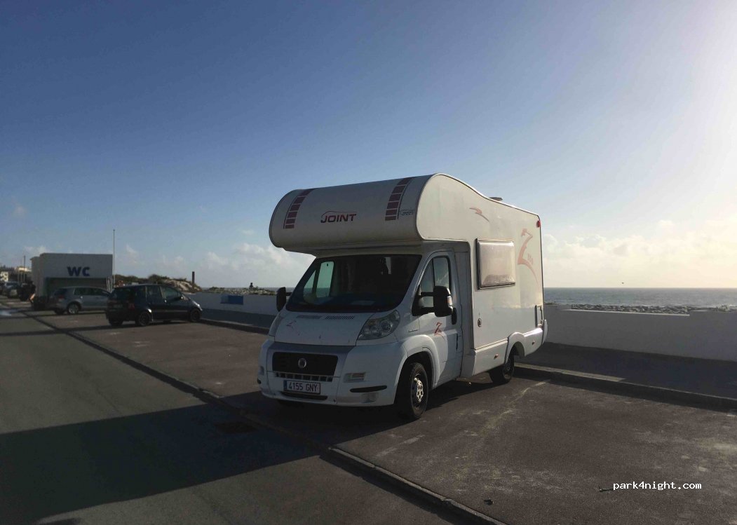 (2425) Praia Pedrógão - 66 Rua Coronel Sampaio Rio — foto 3