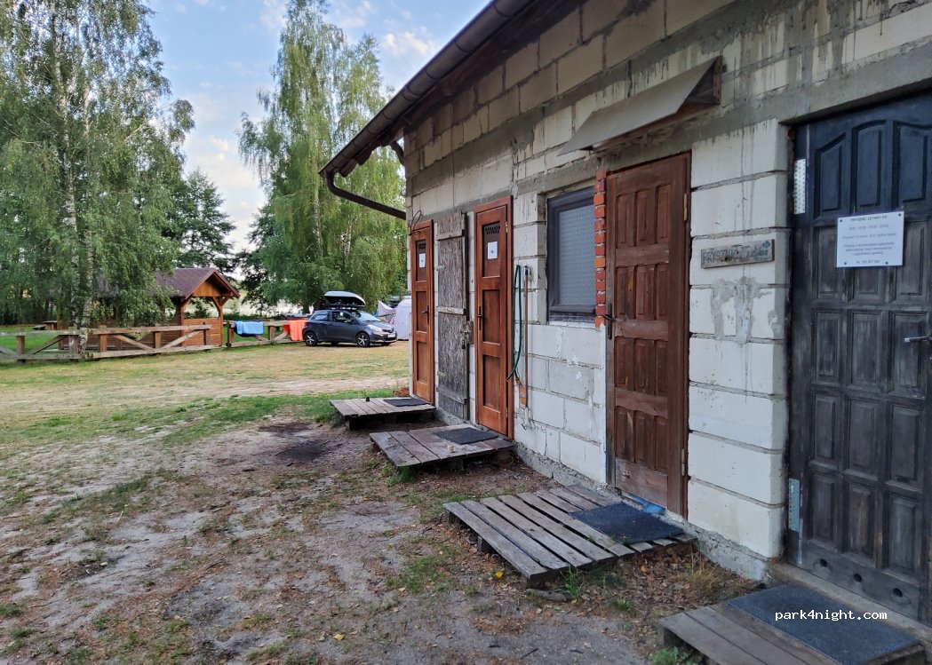 Pole namiotowe Wigwam w Kokoszce — foto 2