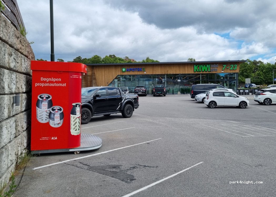 (4639) Kristiansand - 180 Dvergsnesveien — foto