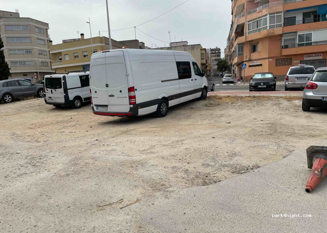 (46730) Gandía - 62 Ronda de Venecia — foto 3