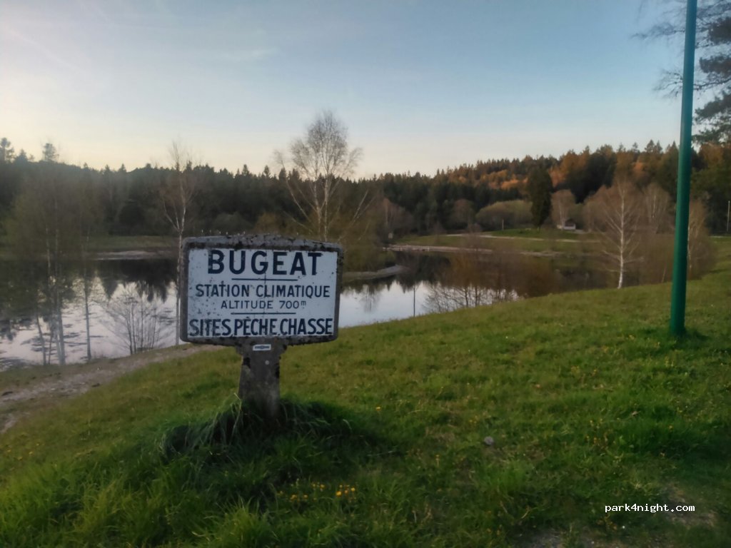 Camping Aux Portes des Mille Sources — foto