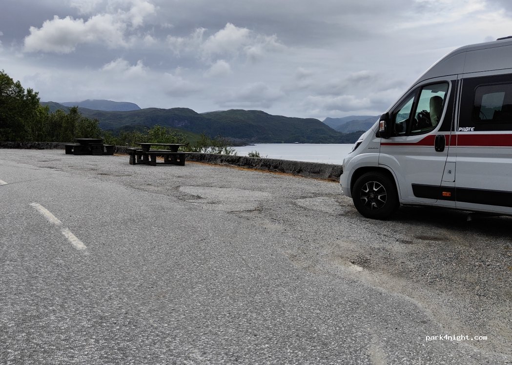 (6717) Flatraket - 107 Primær Fylkesveg 618 — foto