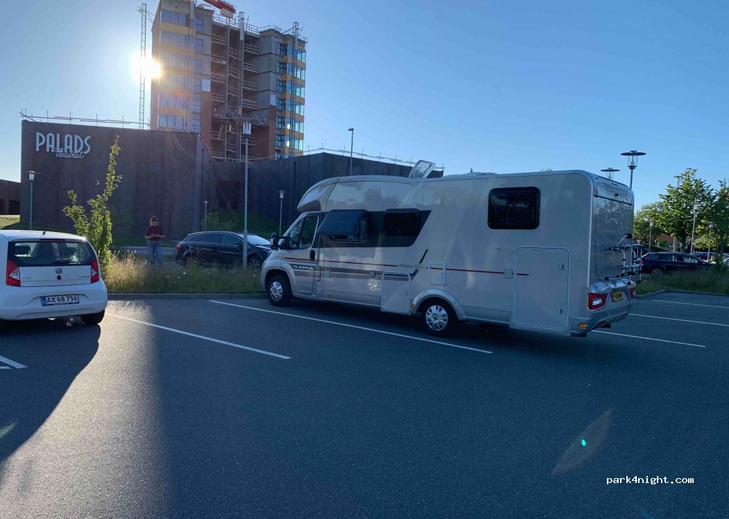 (9900) Frederikshavn - 85 Rådhus Alle — foto