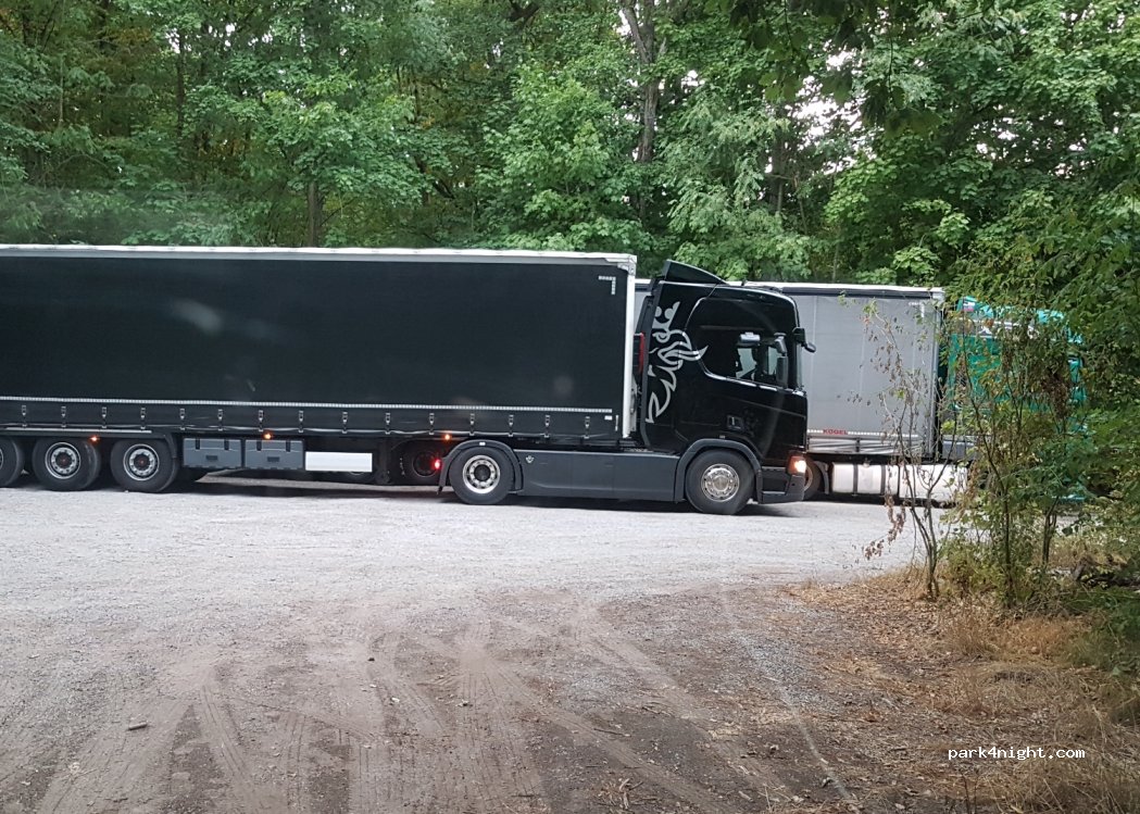 () Irtenberger Wald - — foto 2