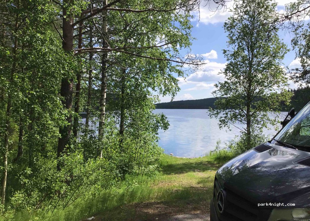 (75680) Ylä-Luosta - 1438 Yläluostantie — foto