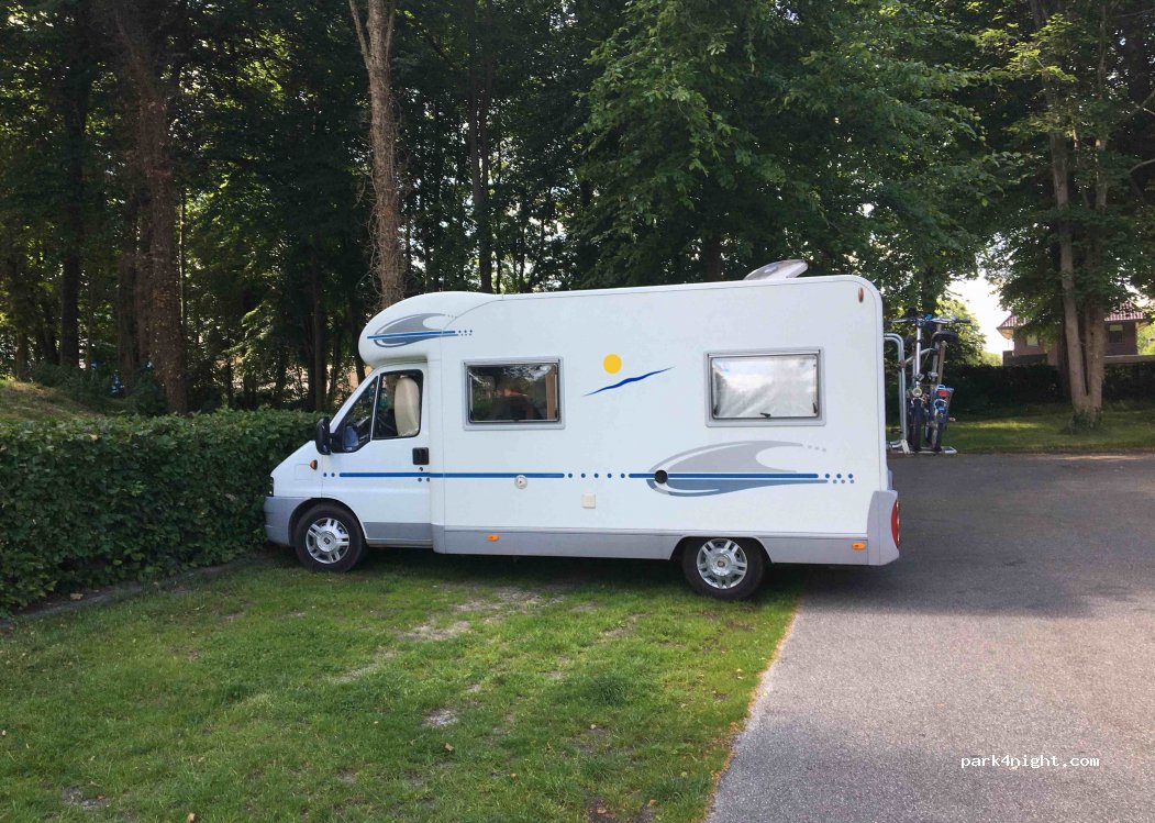 (9752 XL) Haren - 3 Paterswoldsemeer Westzijde — foto 2