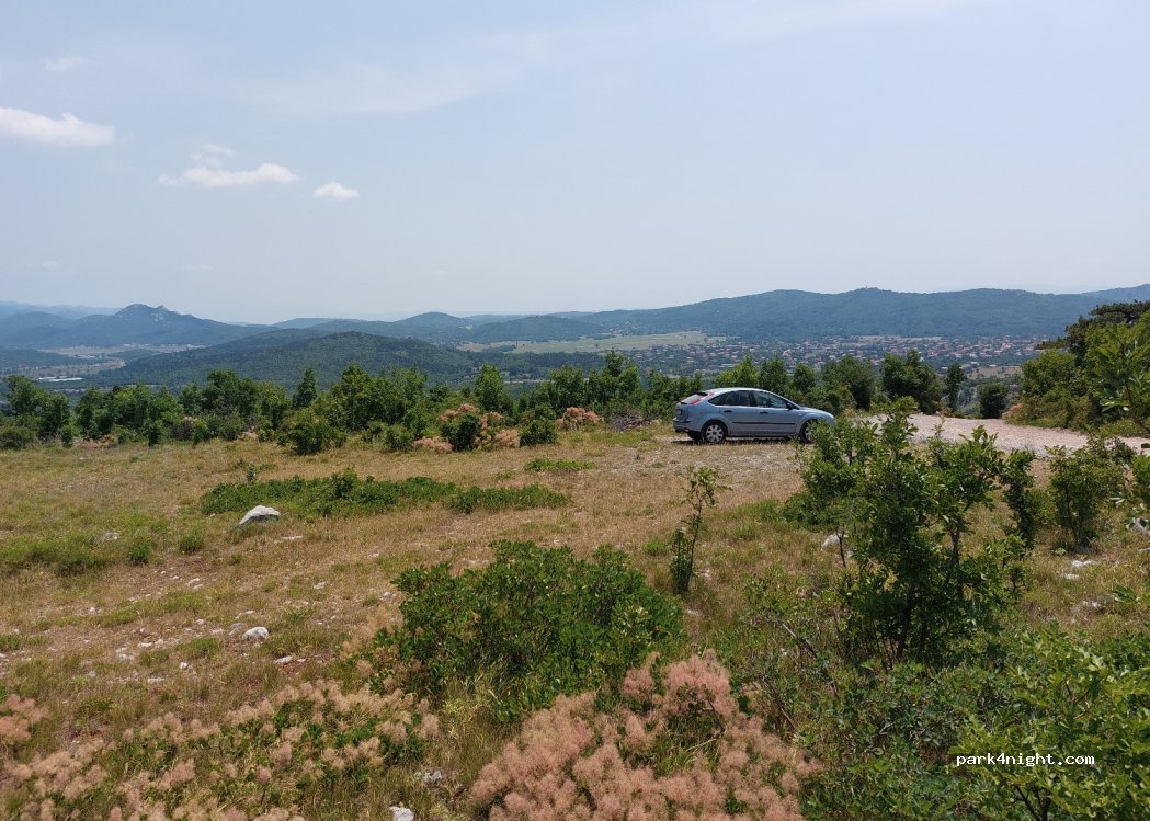 (51218) Podkilavac - Unnamed Road — foto 3