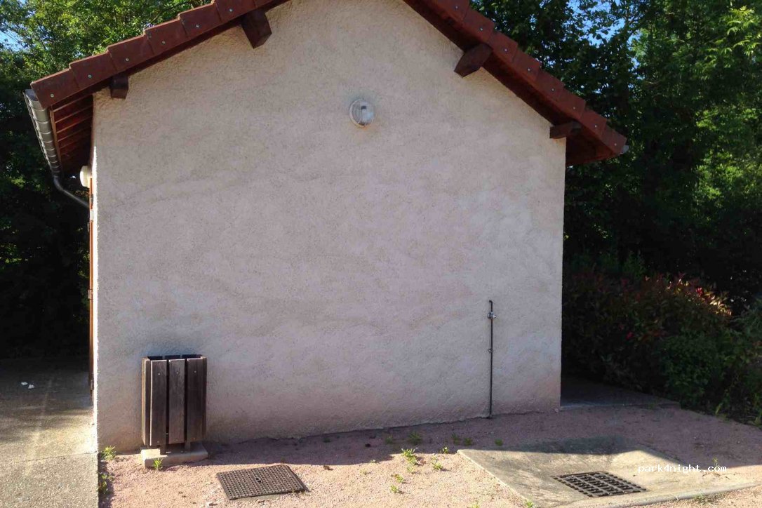 (03120) Périgny - 1 Rue de l'Église — foto 2
