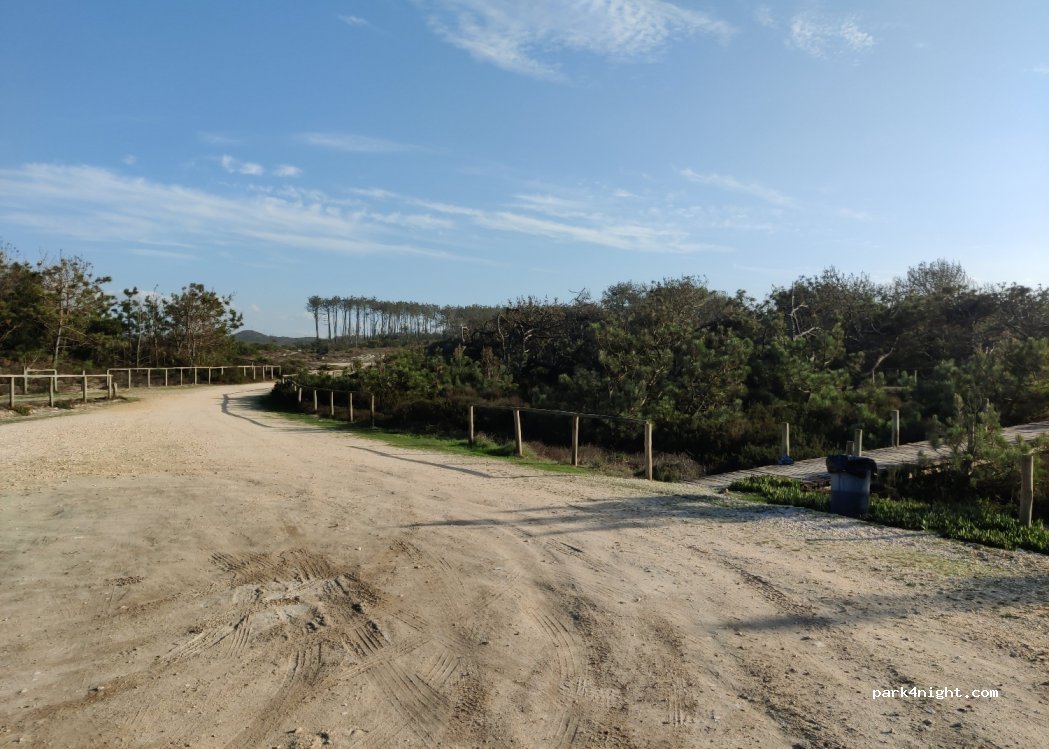 (2430) Marinha Grande - Unnamed Road — foto