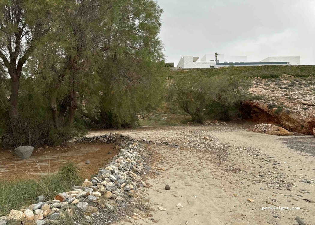 (844 00) Parasporos - Unnamed Road — foto