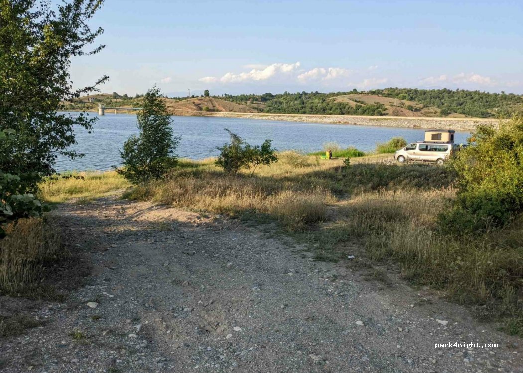 (2744) Selishte - Unnamed Road — foto