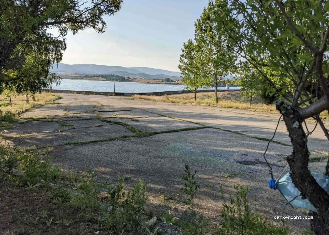(2744) Selishte - Unnamed Road — foto