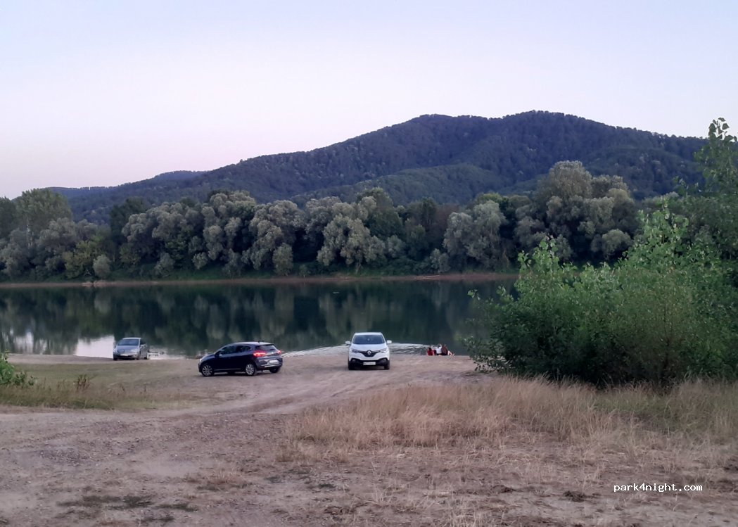(35257) Pričac - Unnamed Road — foto 2