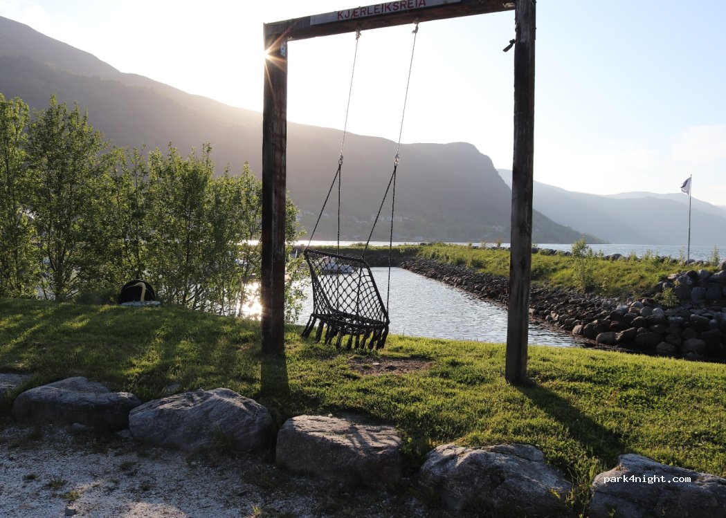 Notaplassen hamn og camping — foto 2