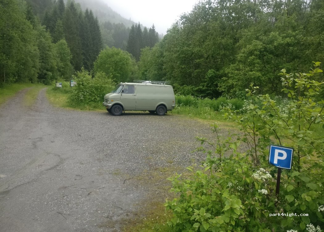 (6823) Sandane - Unnamed Road — foto