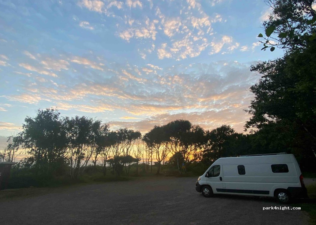 (305 96) Eldsberga - Reservatvägen — foto 2