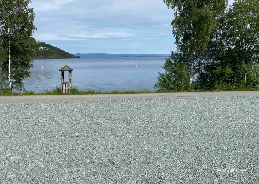 (7550) Hommelvik - 47 Havnevegen — foto